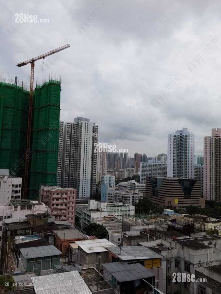 One New York Sell 2 Bedrooms , 1 Bathroom 460 ft²