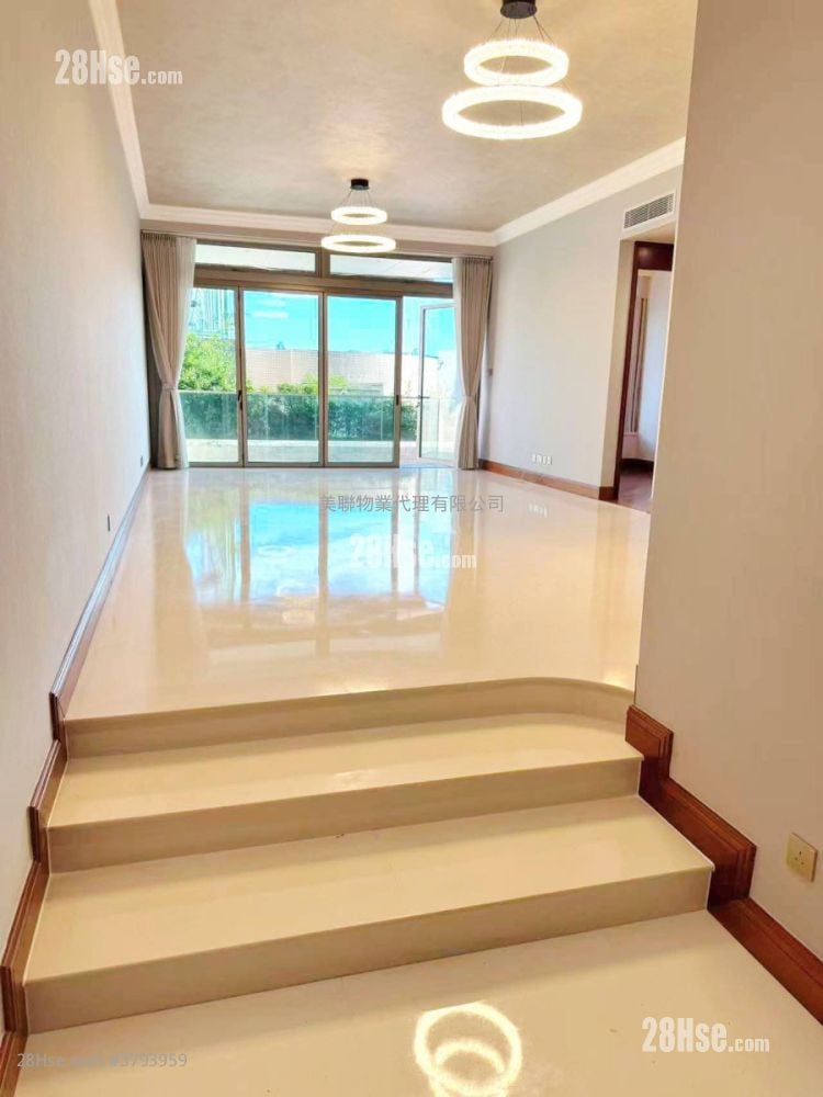 逸珑 售盘 4 房 , 3 浴室 1,650 平方尺