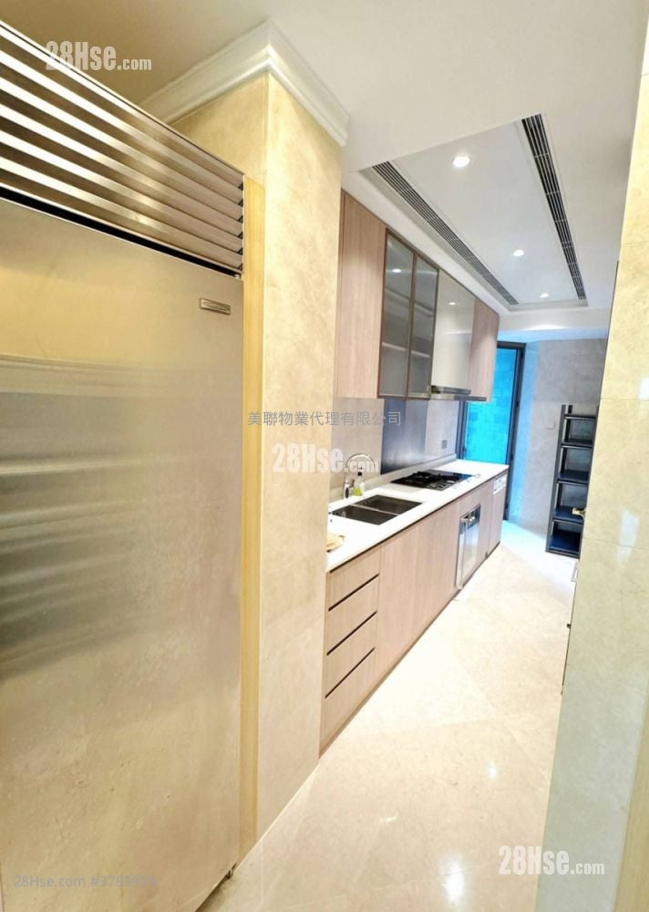 逸珑 售盘 4 房 , 3 浴室 1,650 平方尺