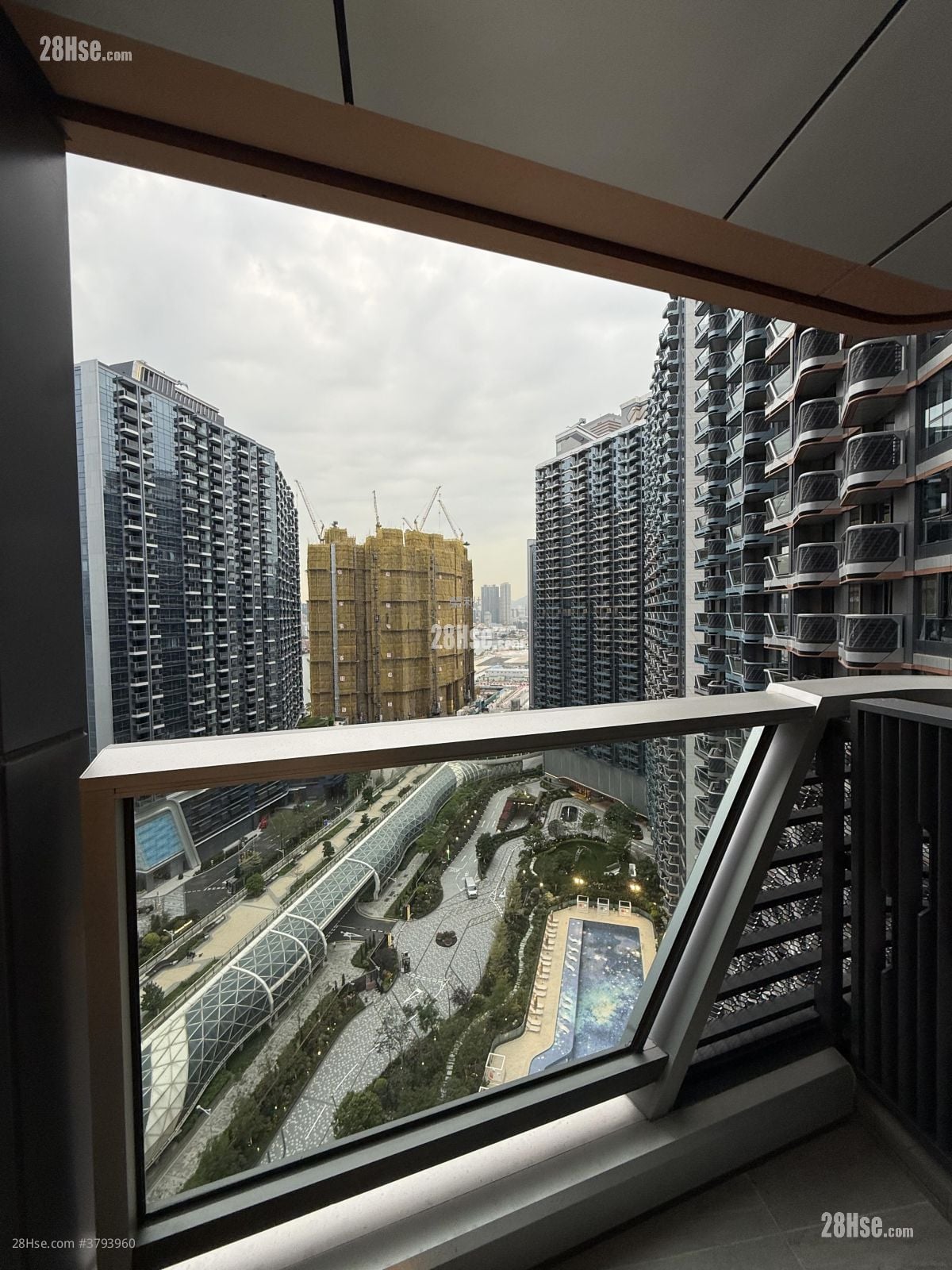 启德海湾 租盘 1 房 306 平方尺