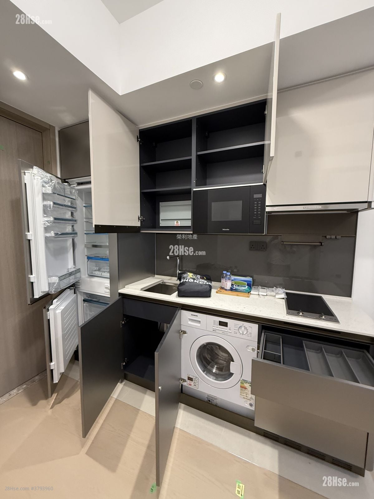 启德海湾 租盘 1 房 306 平方尺