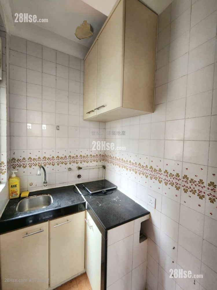 Wing Fu Building Sell Studio , 1 Bathroom 223 ft²