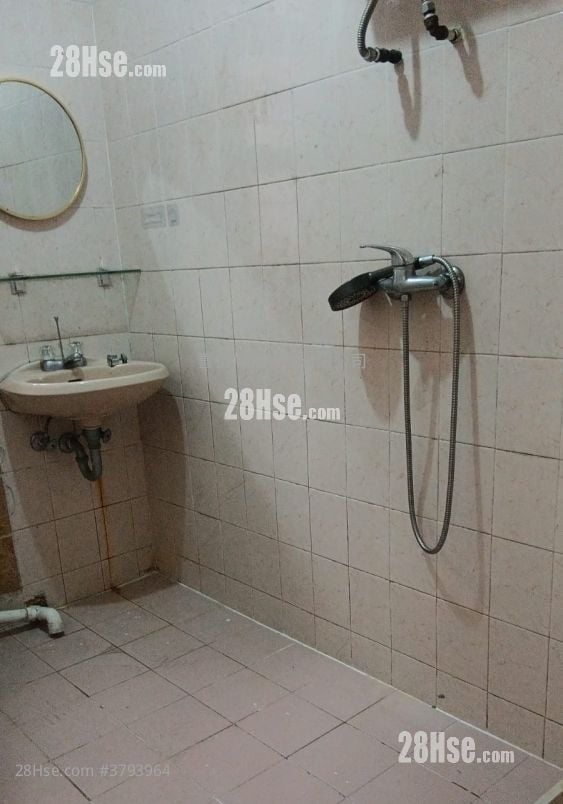 村屋 租盘 1 房 , 1 浴室 350 平方尺