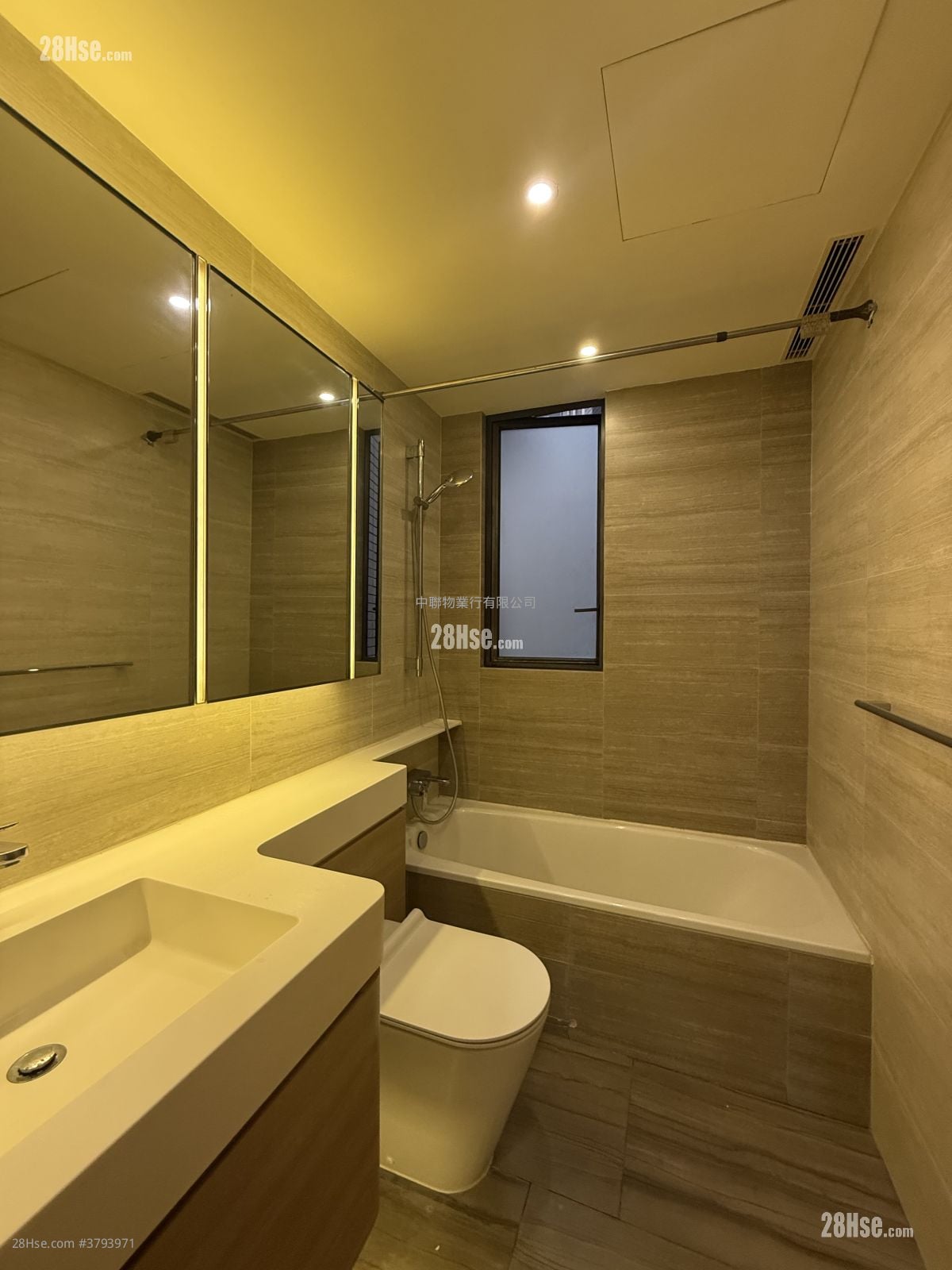 玖珑山 租盘 955 平方尺