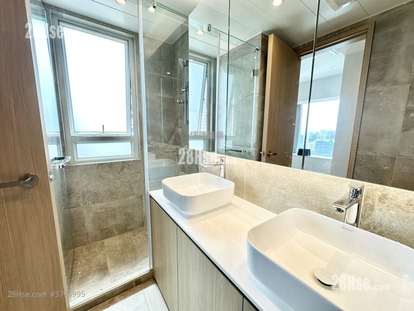 现崇山 租盘 3 房 , 2 浴室 946 平方尺