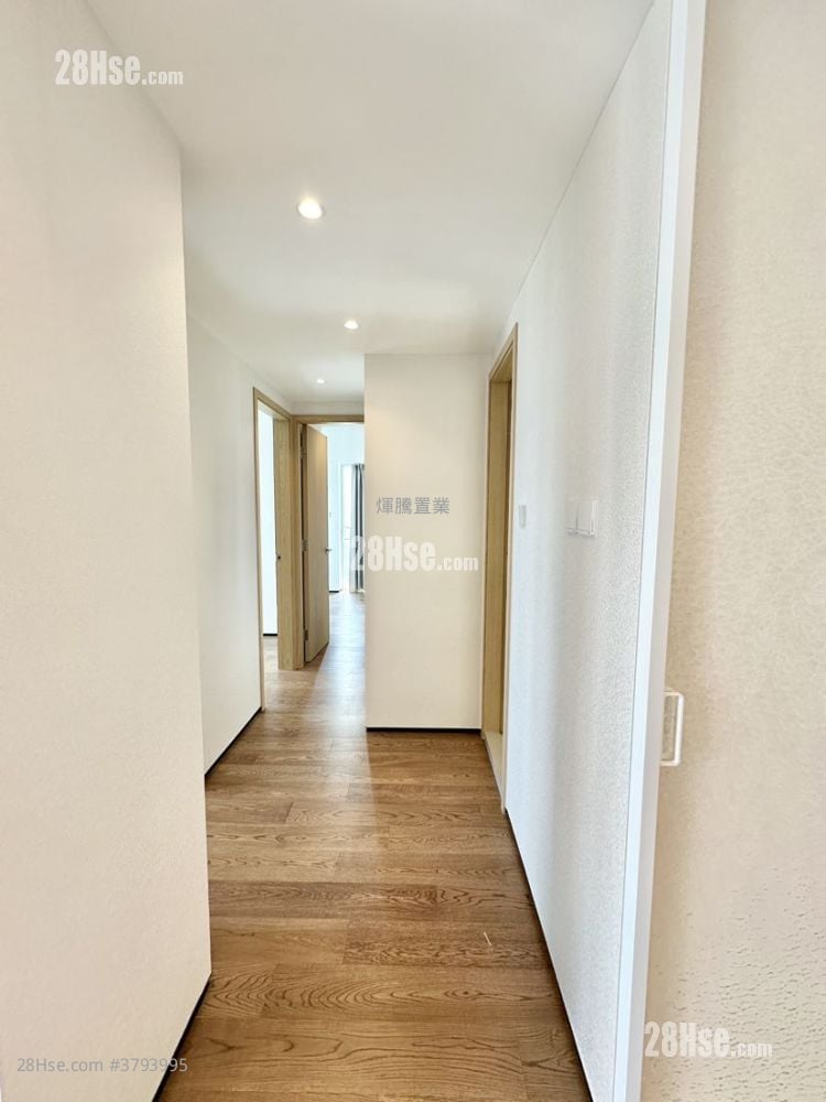 现崇山 租盘 3 房 , 2 浴室 946 平方尺