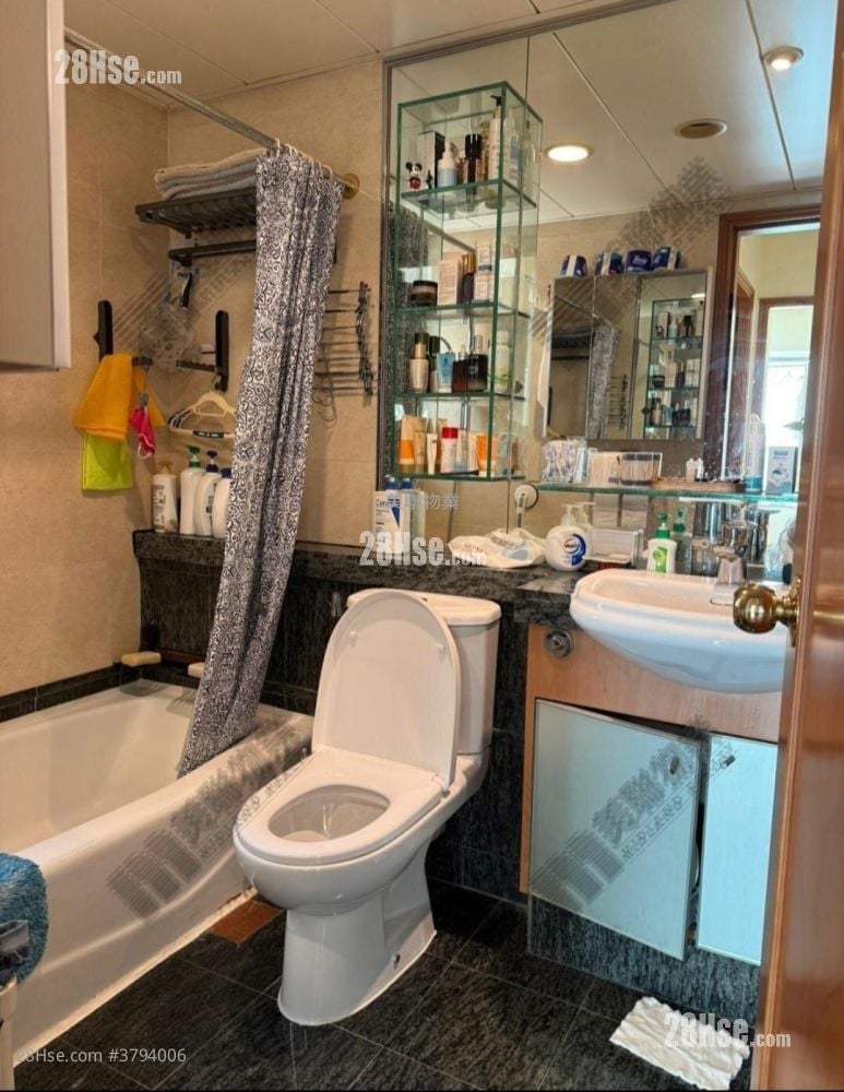 Park Island Sell 2 Bedrooms , 1 Bathroom 594 ft²