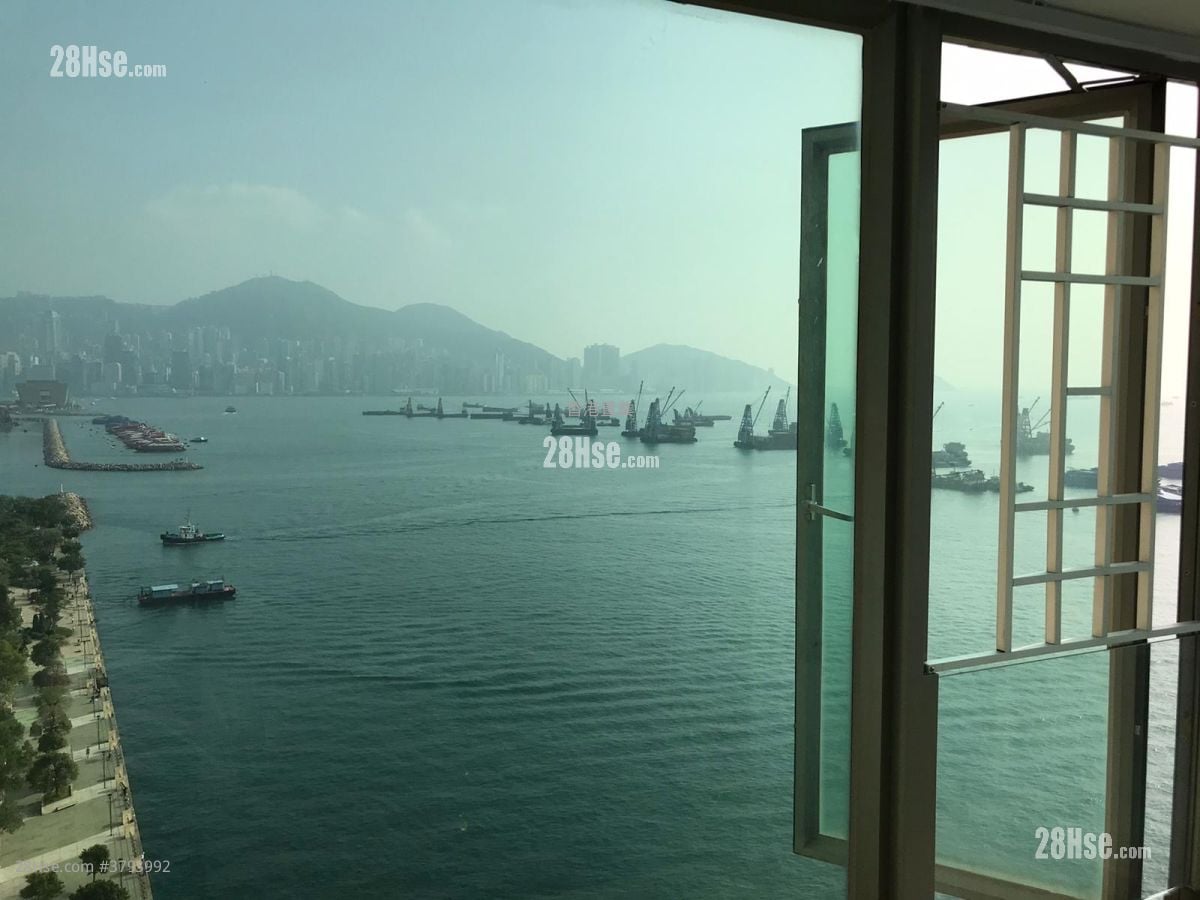 Hampton Place Sell 2 Bedrooms , 1 Bathroom 429 ft²