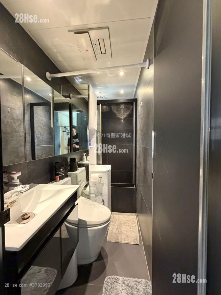 Sunshine City Rental 2 Bedrooms , 1 Bathroom 337 ft²