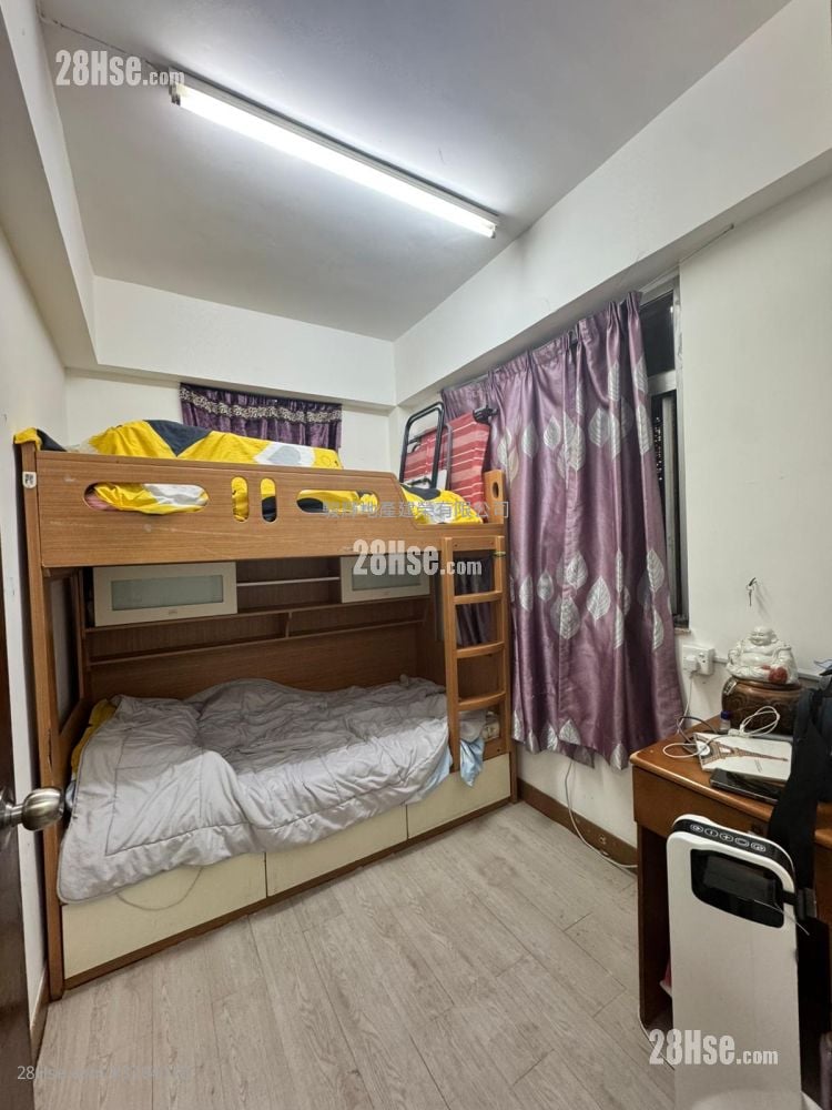 金辉大厦 租盘 2 房 , 1 浴室 340 平方尺