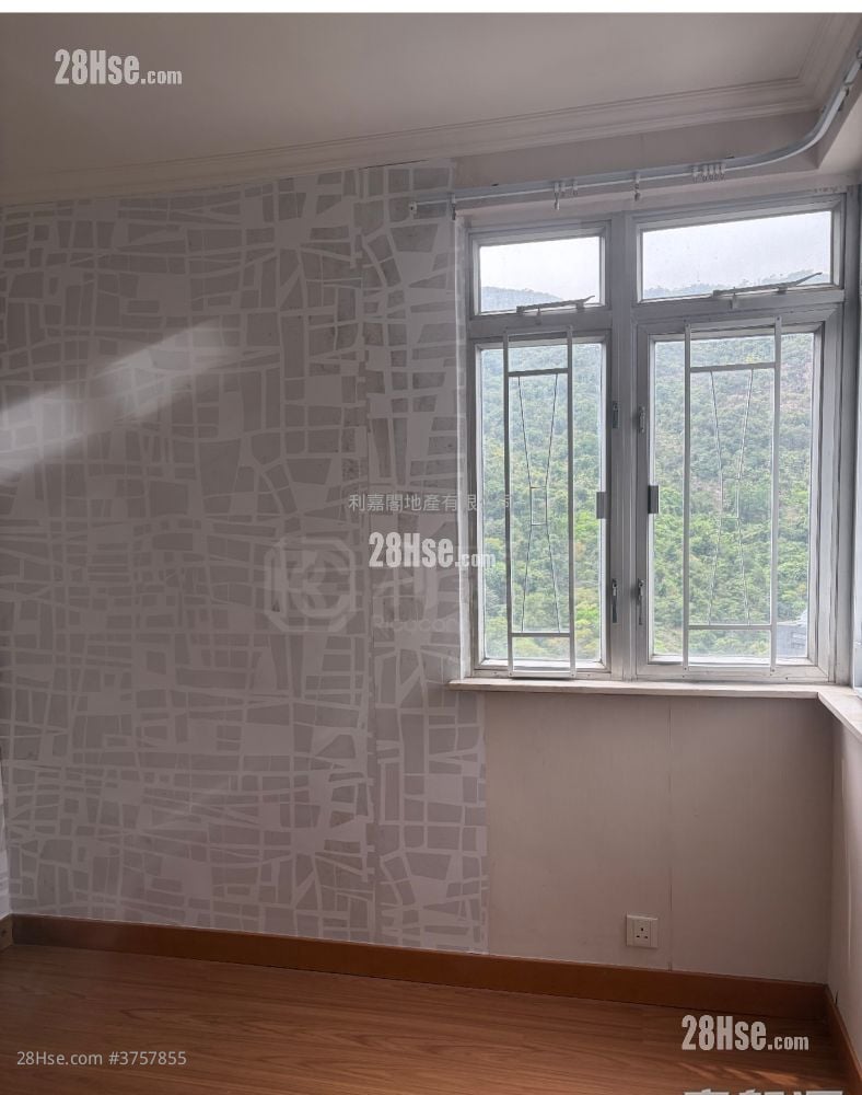 南丰新邨 售盘 2 房 , 1 浴室 391 平方尺