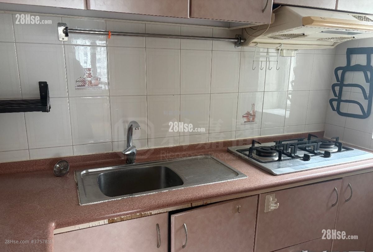 南丰新邨 售盘 2 房 , 1 浴室 391 平方尺