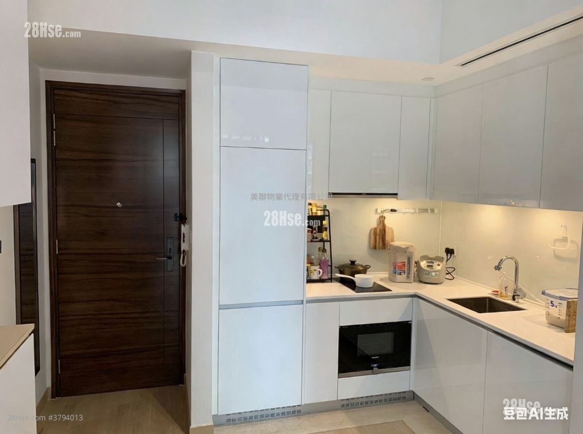 Savannah Sell 1 Bedroom 325 ft²