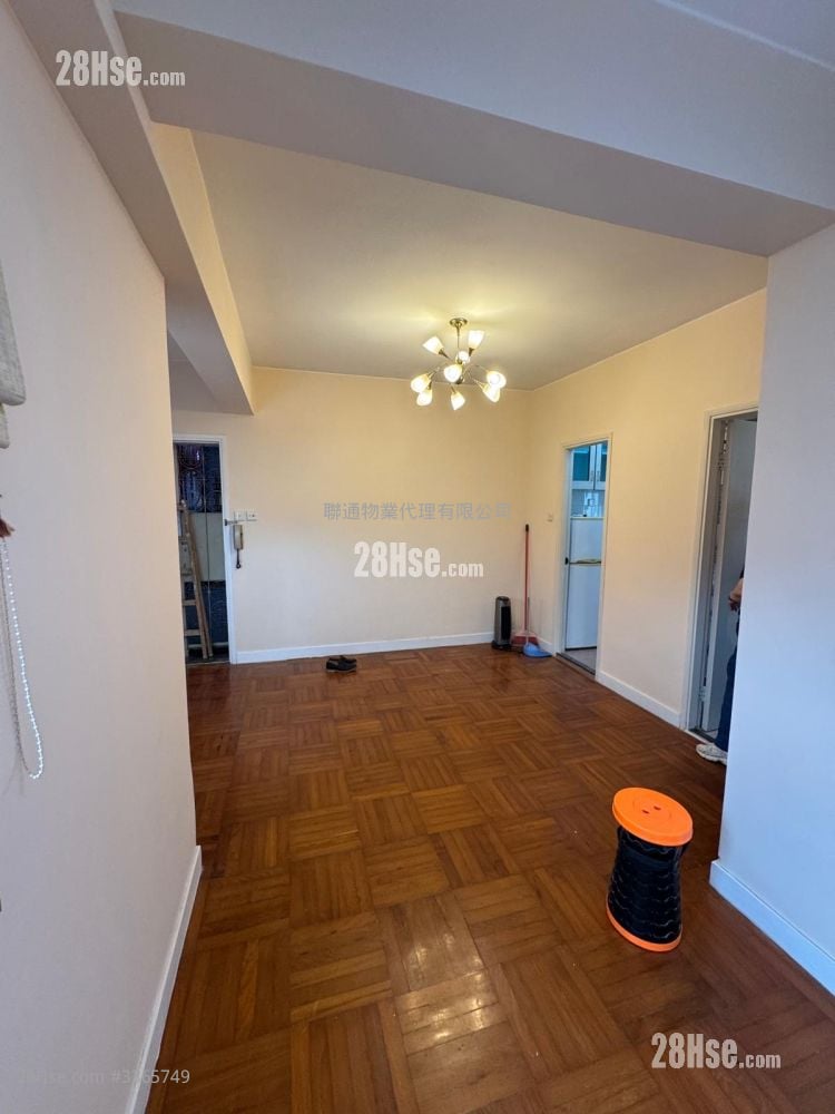 金龙楼 售盘 2 房 , 1 浴室 374 平方尺