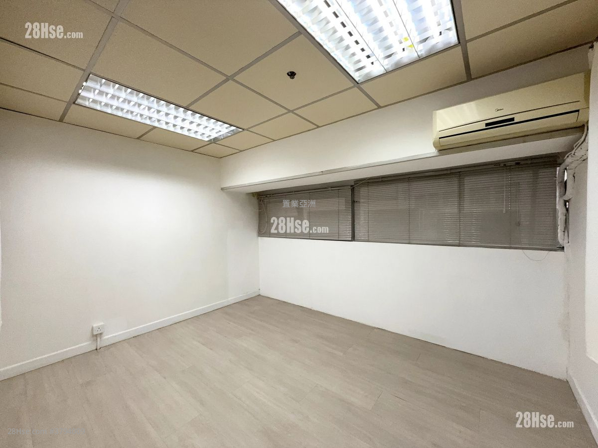 嘉力工业中心 租盘 4 房 , 2 厕所