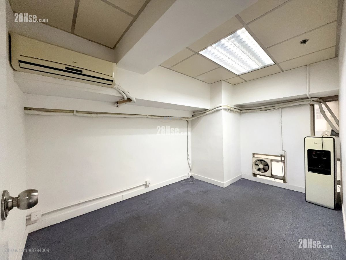 嘉力工业中心 租盘 4 房 , 2 厕所