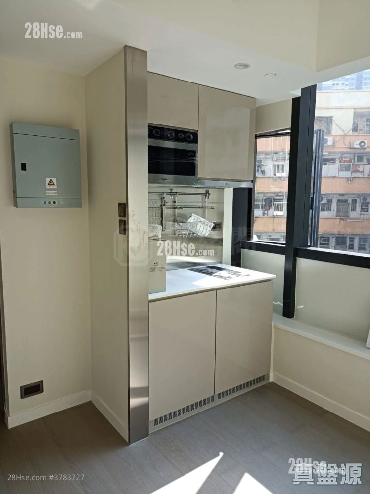 Enchantee Rental 2 Bedrooms , 1 Bathroom 181 ft²