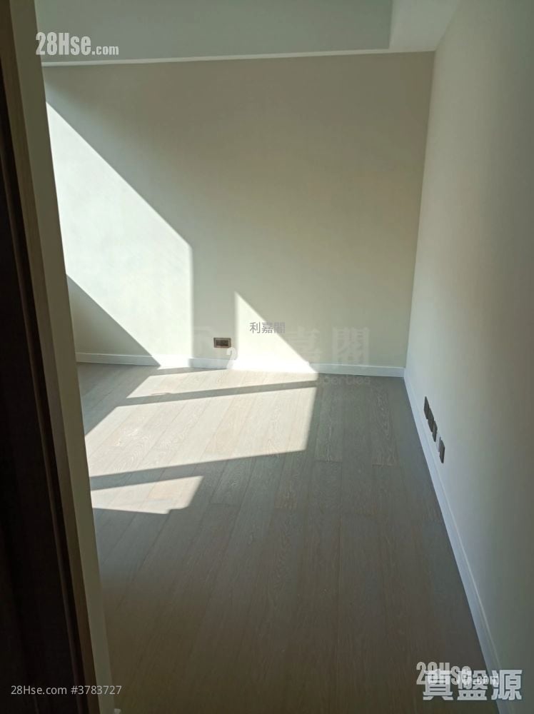 Enchantee Rental 2 Bedrooms , 1 Bathroom 181 ft²