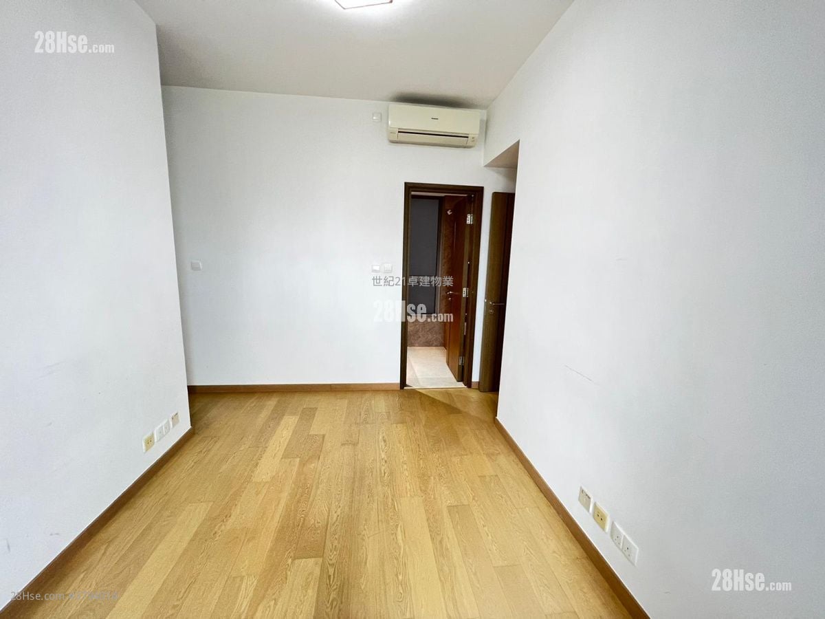 The Austin 售盘 3 房 , 2 浴室 890 平方尺