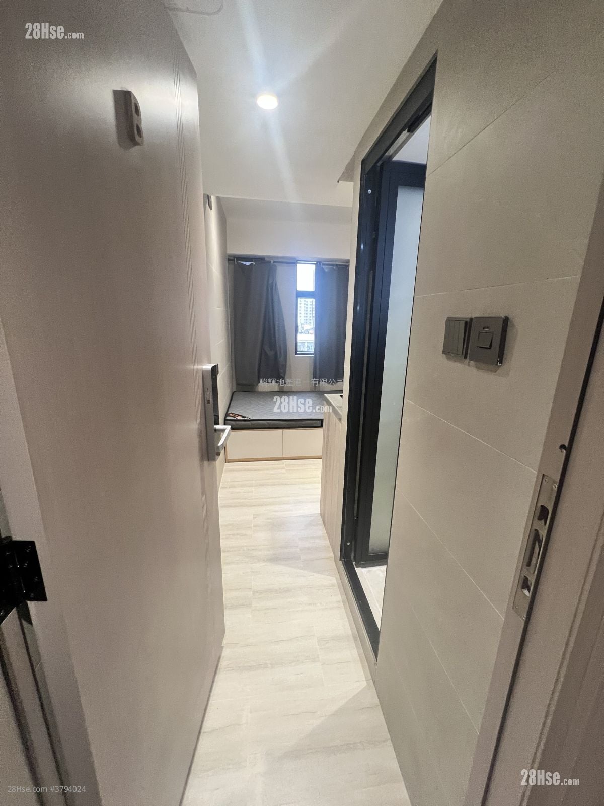 百祥大樓 租盤 開放式間隔 , 1 浴室 150 平方呎