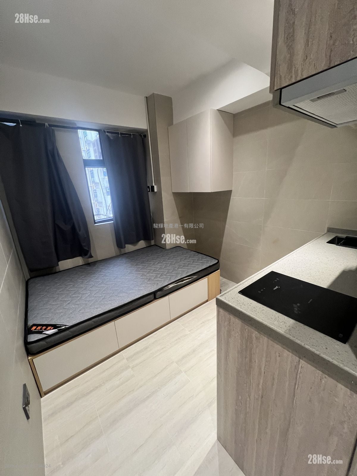 百祥大樓 租盤 開放式間隔 , 1 浴室 150 平方呎