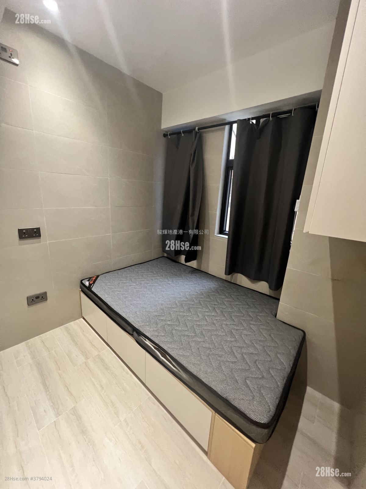 百祥大樓 租盤 開放式間隔 , 1 浴室 150 平方呎