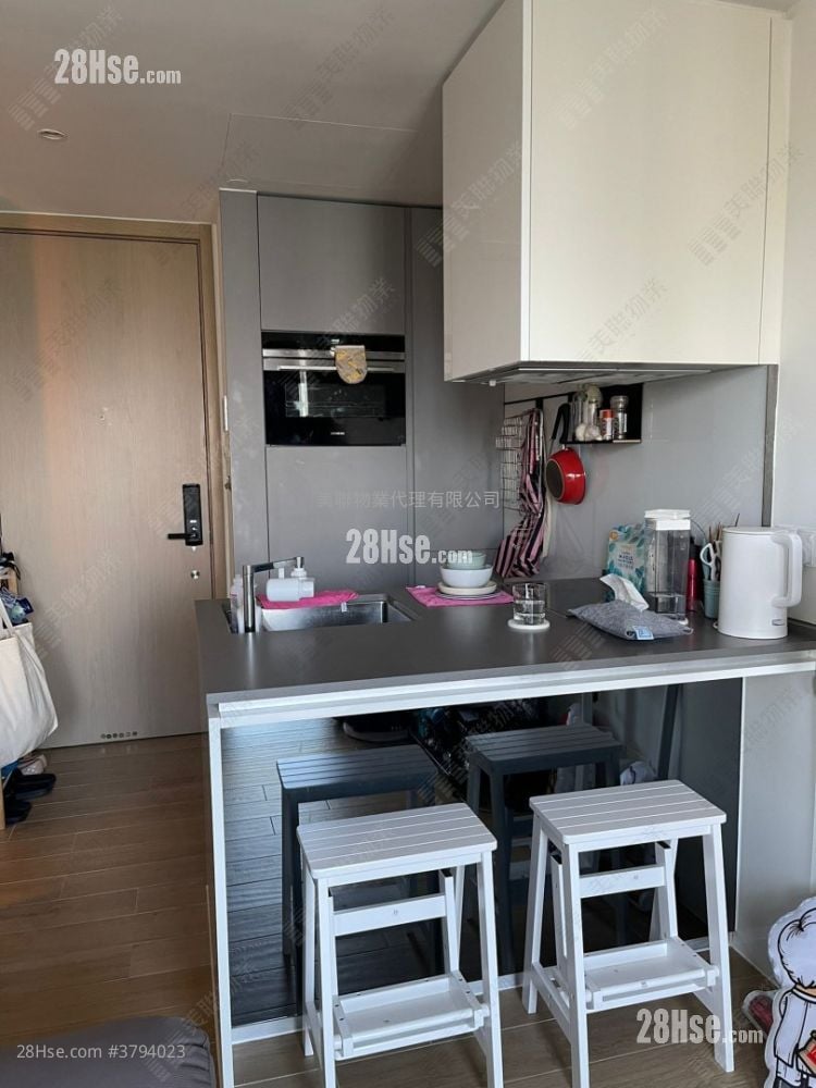 Lp6 Sell 1 Bedroom , 1 Bathroom 306 ft²