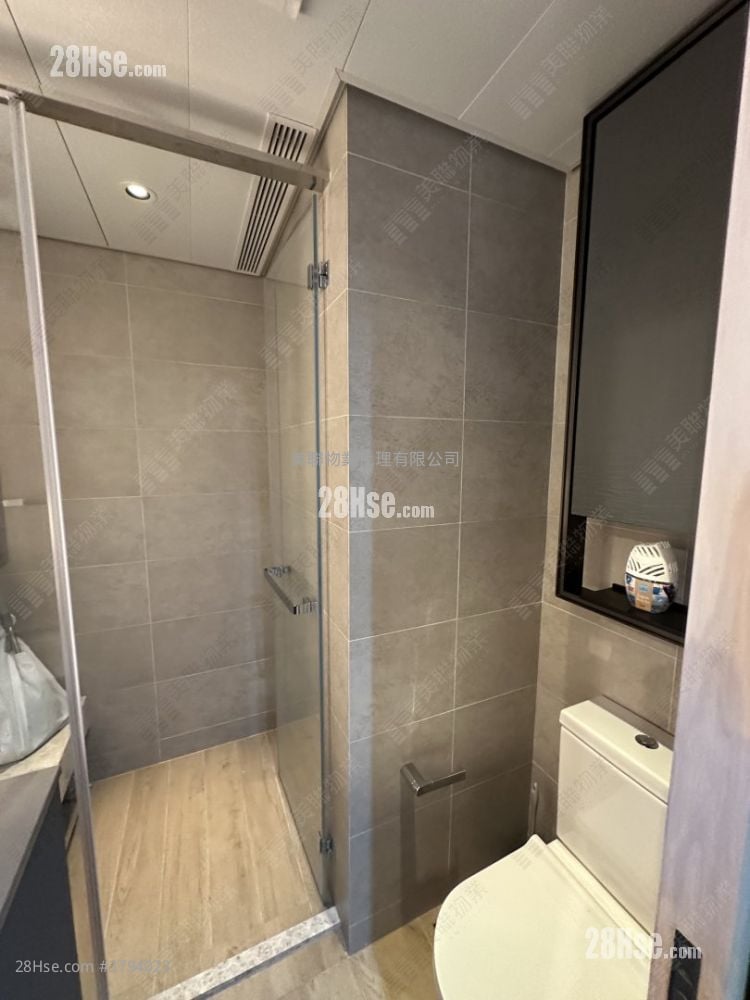 Lp6 Sell 1 Bedroom , 1 Bathroom 306 ft²