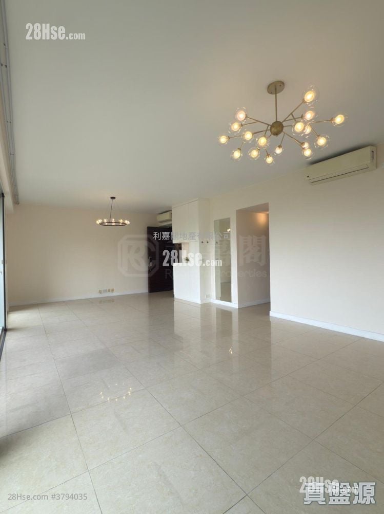 One Beacon Hill Sell 4 Bedrooms 1,495 ft²