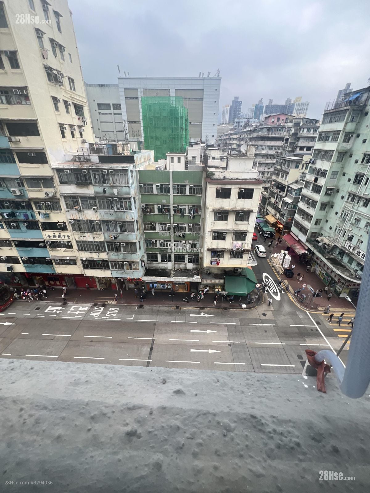 百祥大樓 租盤 開放式間隔 , 1 浴室 170 平方呎