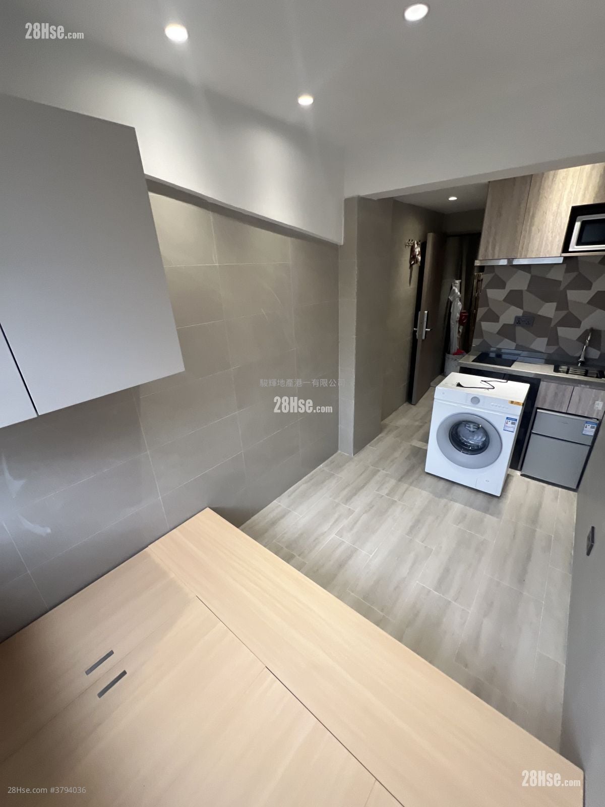 百祥大樓 租盤 開放式間隔 , 1 浴室 170 平方呎