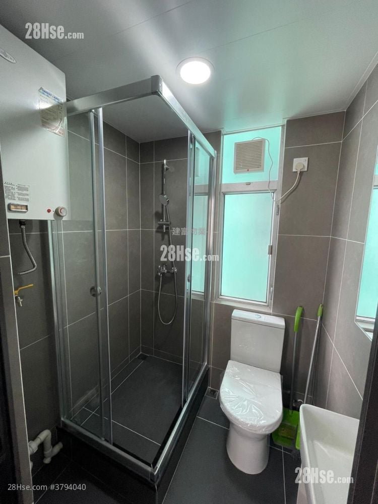 Comet Mansion Sell 2 Bedrooms , 1 Bathroom 305 ft²