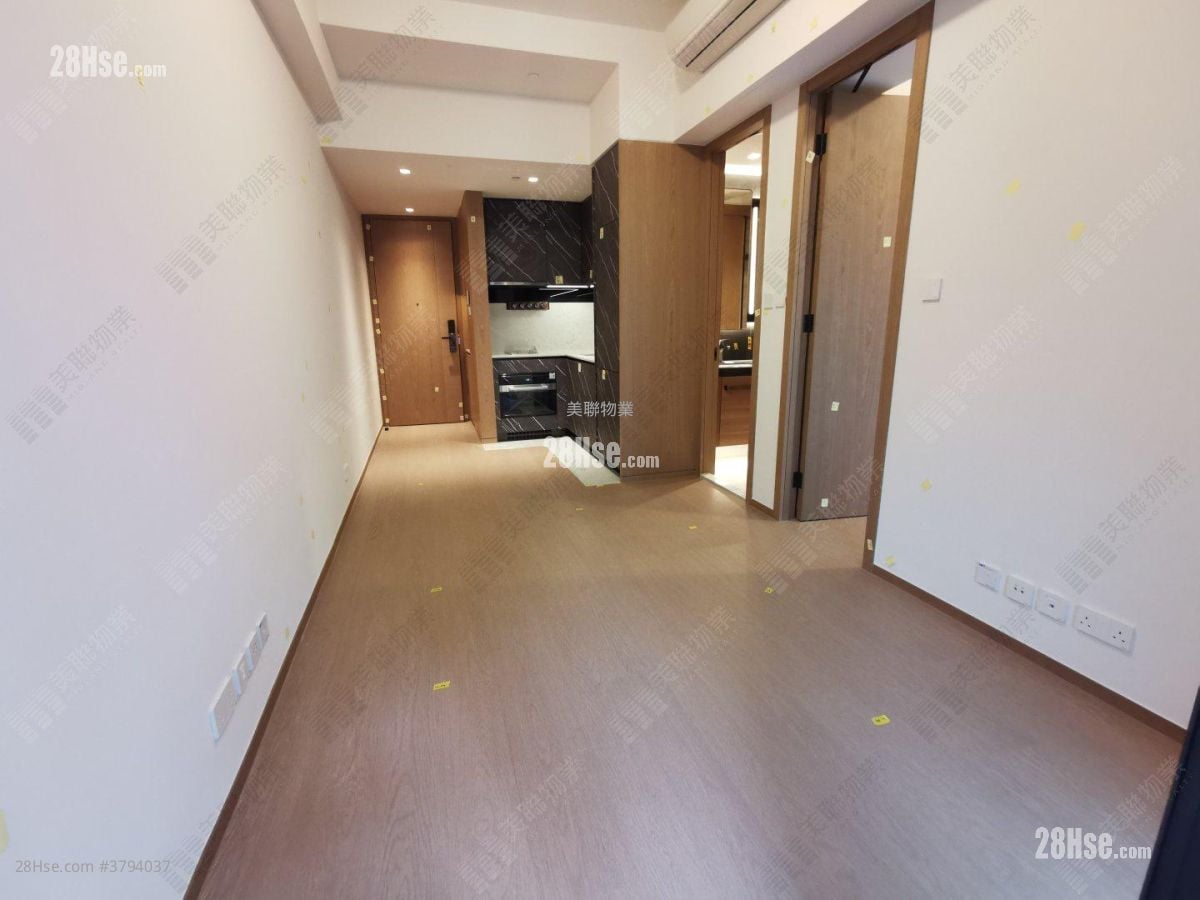 Onmantin Sell 1 Bedroom , 1 Bathroom 377 ft²