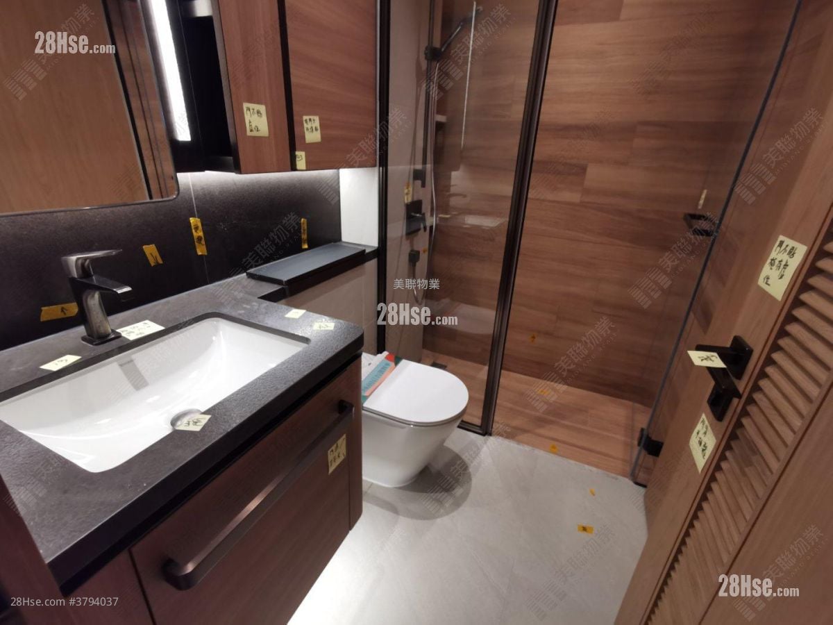 Onmantin Sell 1 Bedroom , 1 Bathroom 377 ft²