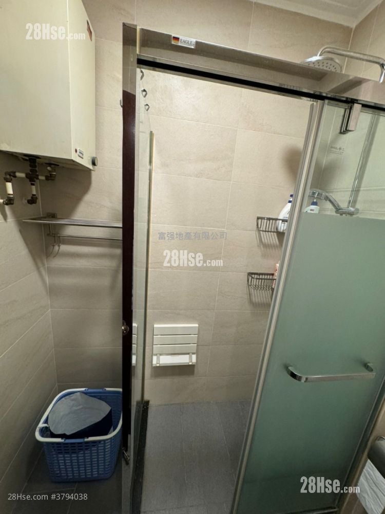 百德大厦 售盘 3 房 753 平方尺