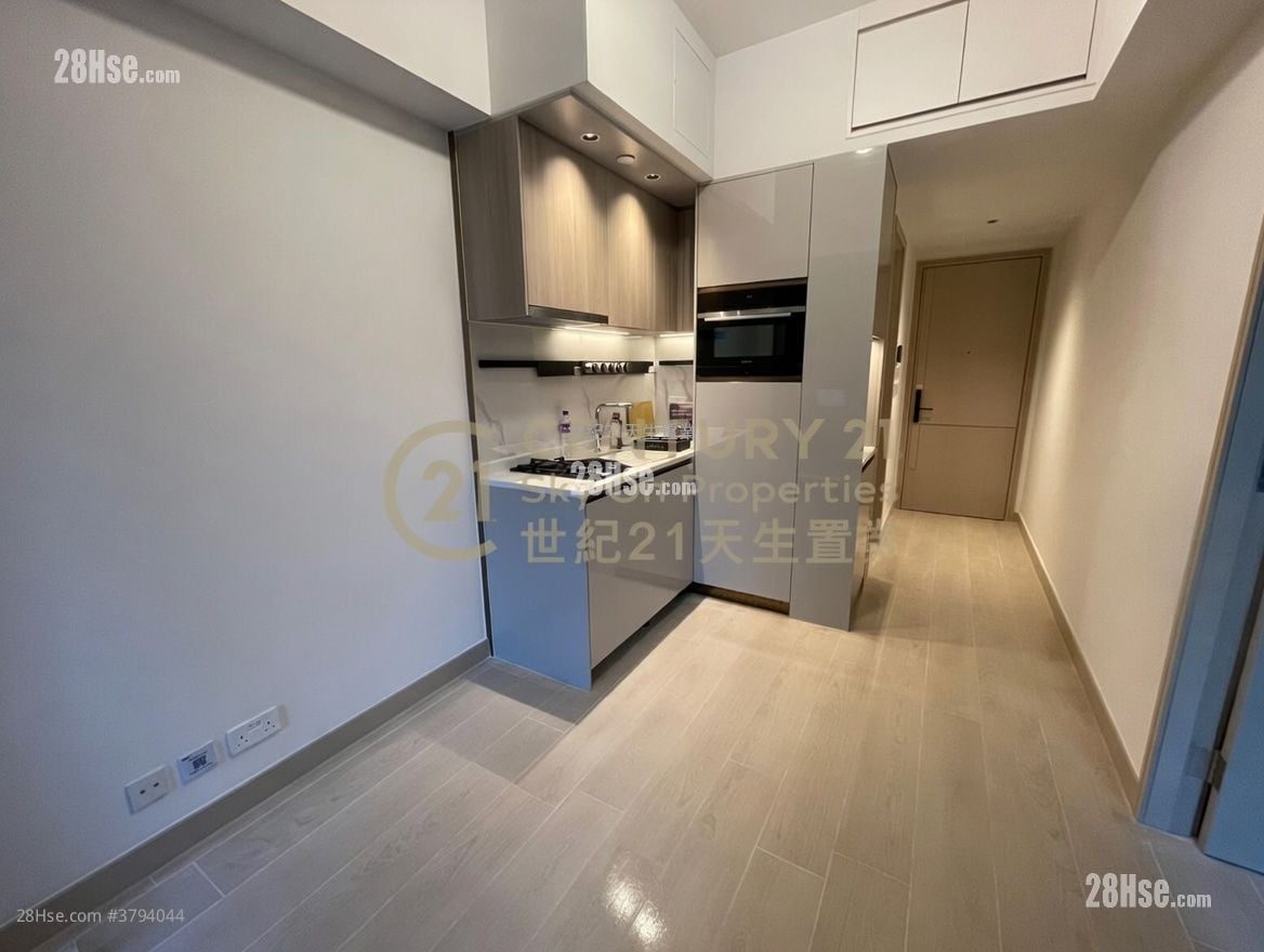 Gold Coast Bay Rental 1 Bedroom , 1 Bathroom 301 ft²