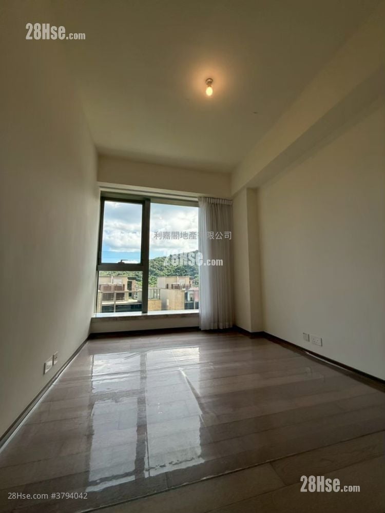 富豪山峯 售盘 4 房 , 3 浴室 1,616 平方尺