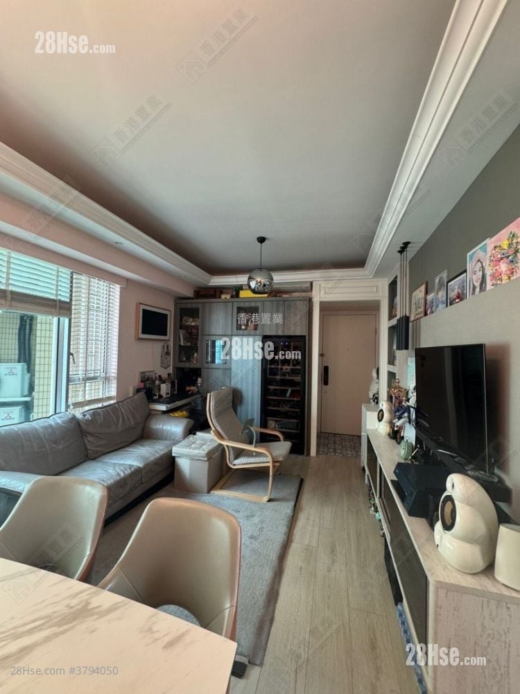 泓景台 售盘 2 房 , 2 浴室 665 平方尺