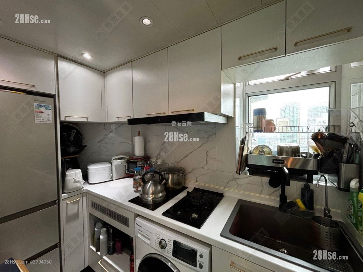 泓景台 售盘 2 房 , 2 浴室 665 平方尺