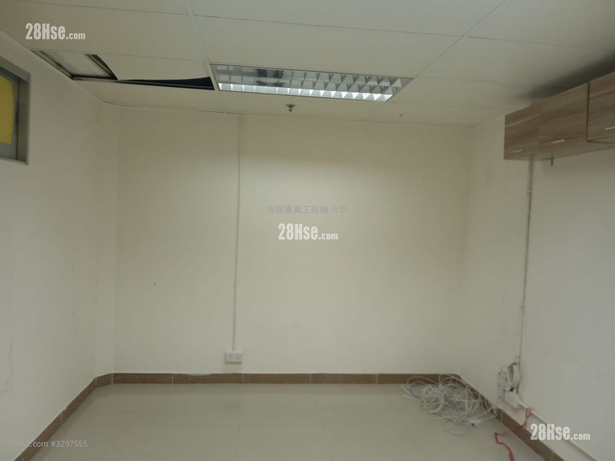 宇宙工业中心 租盘