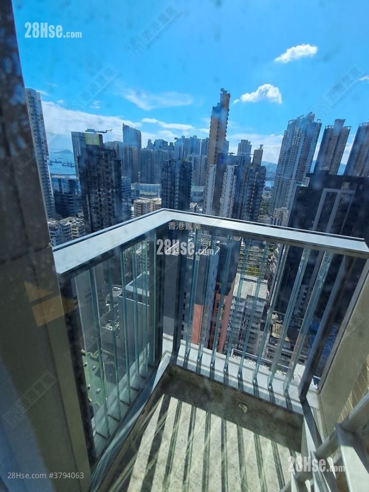 Park Summit Sell 1 Bedroom , 1 Bathroom 332 ft²