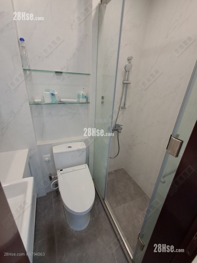 Park Summit Sell 1 Bedroom , 1 Bathroom 332 ft²