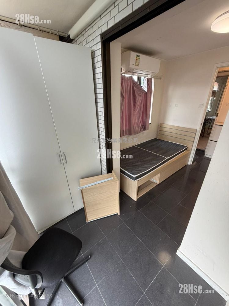 Tai Wo Village Sell 4 Bedrooms , 2 Bathrooms