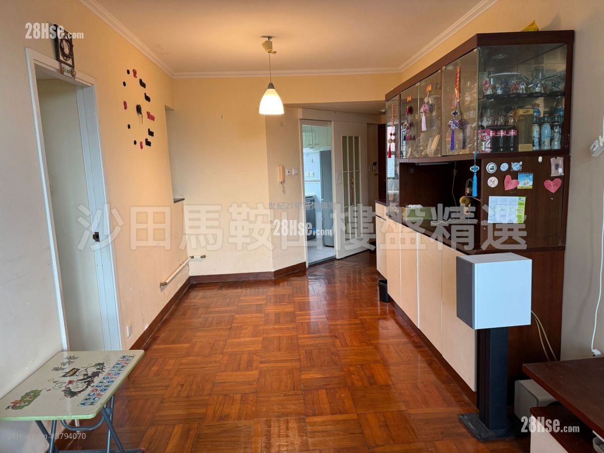 Villa Athena Sell 3 Bedrooms , 2 Bathrooms 727 ft²