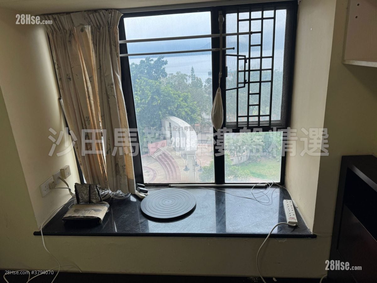 Villa Athena Sell 3 Bedrooms , 2 Bathrooms 727 ft²