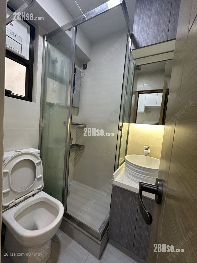 伟华中心 租盘 2 房 , 1 浴室 308 平方尺
