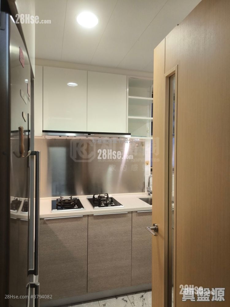 全城滙 租盘 3 房 , 2 浴室 800 平方尺