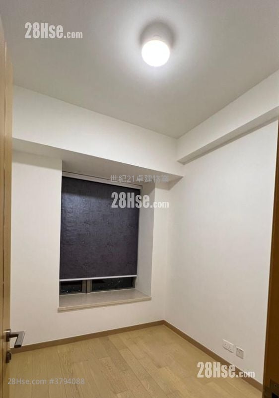 Grand Austin Sell 3 Bedrooms , 2 Bathrooms 900 ft²