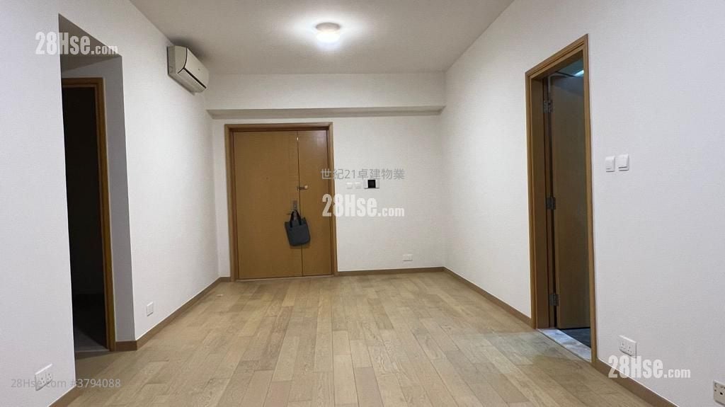 Grand Austin Sell 3 Bedrooms , 2 Bathrooms 900 ft²