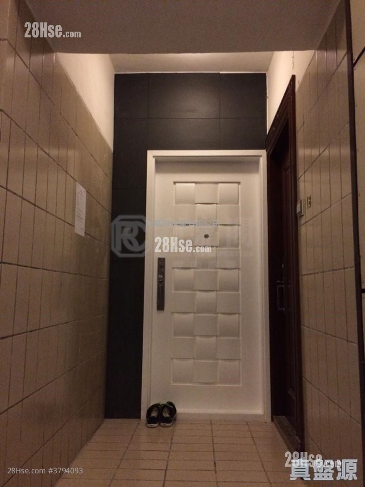 华景山庄 售盘 1 房 , 1 浴室 364 平方尺